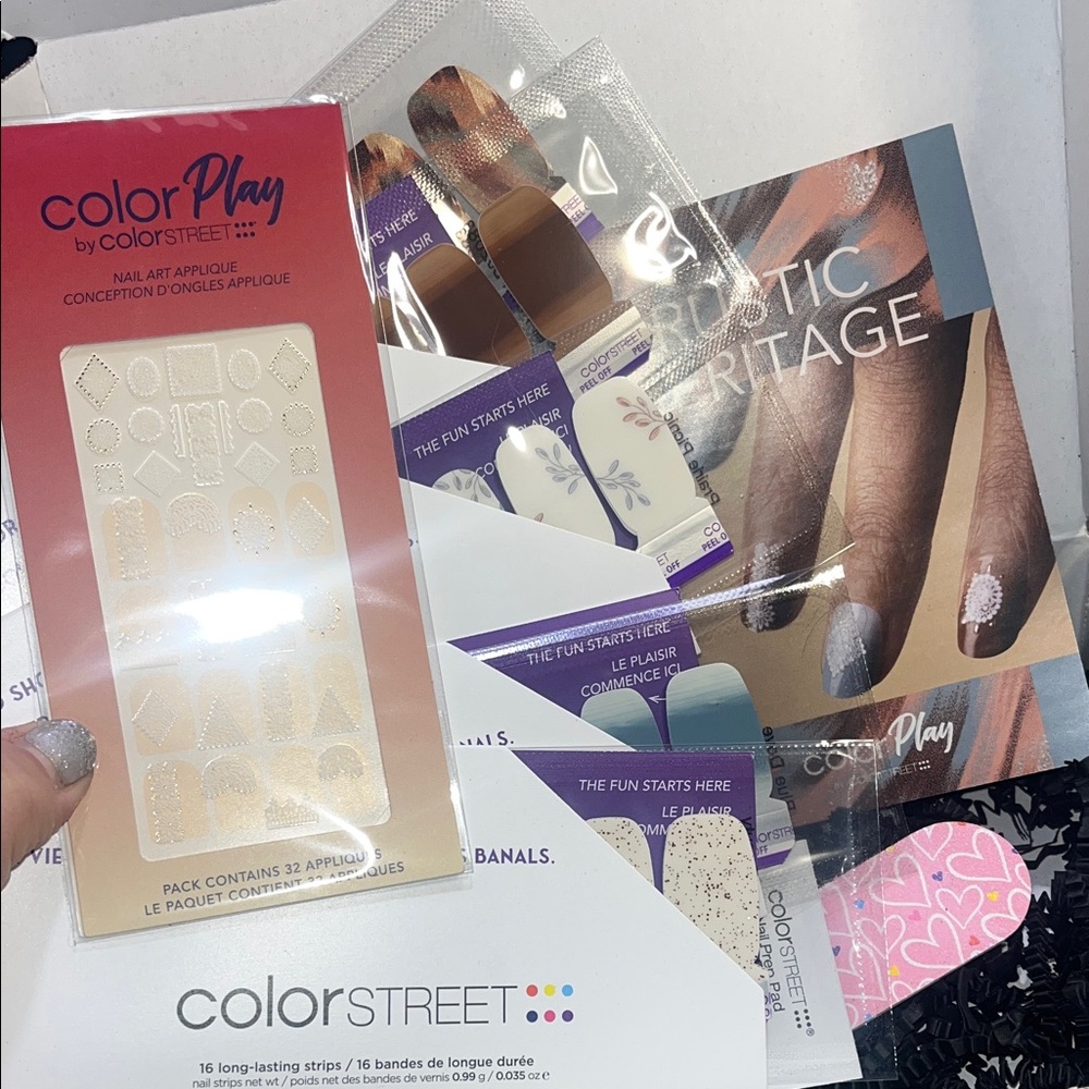 Color Street Pink Leaf Nail Set